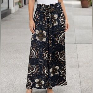 H&M Floral Pants Wide Leg Pull On Rayon Elastic Waist With Self Tie Pockets